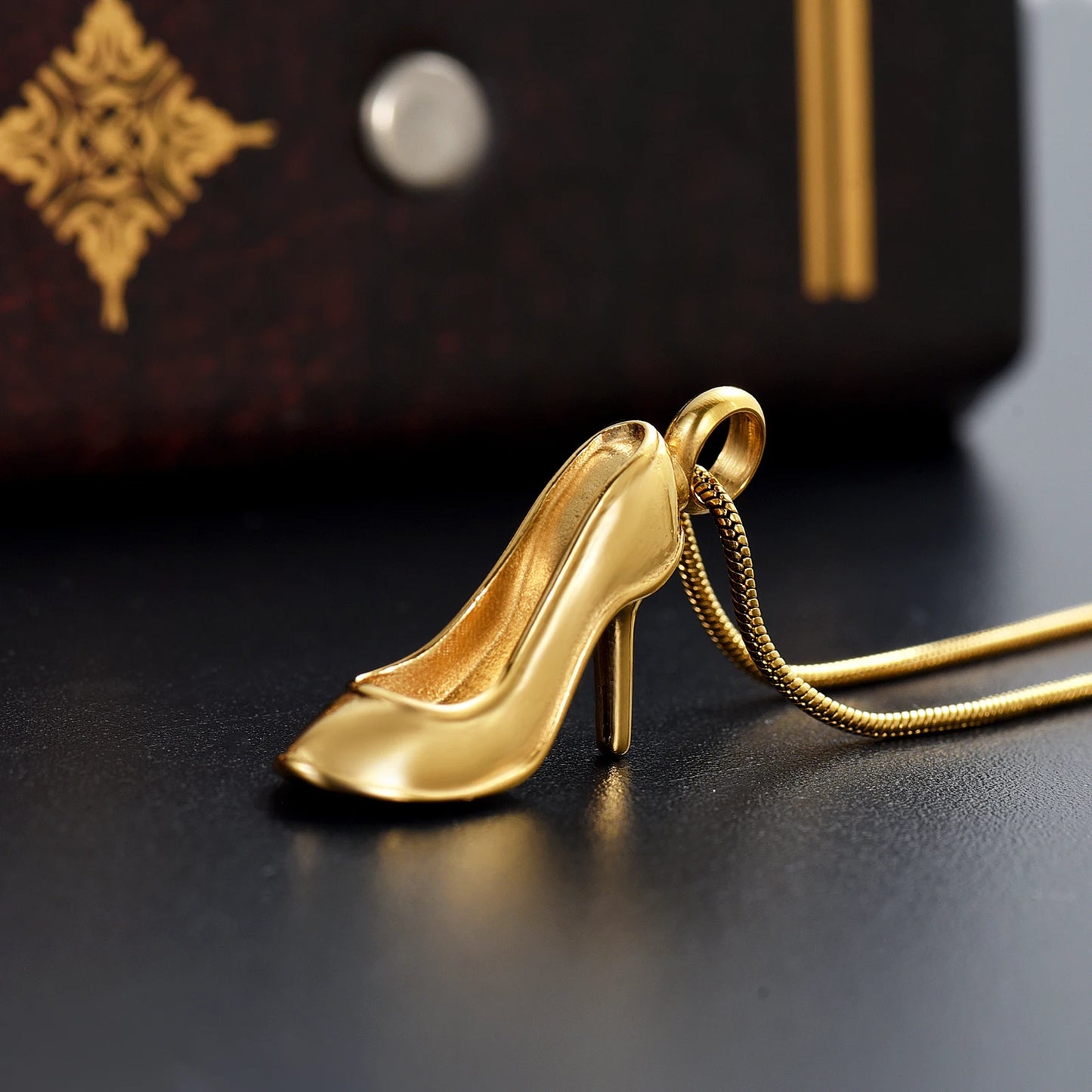 High Heel Shape Cremation Jewelry For Ashes Keepsake Pendant Necklace